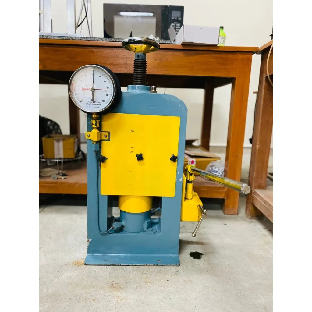 Hydraulic Press Breake Machine For Industrial Auto...