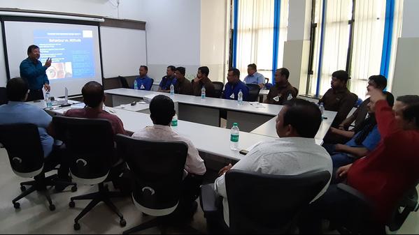 first aid training with case s