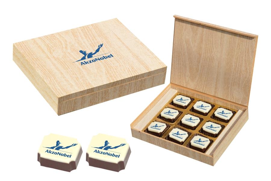 Up your corporate quotient by sending your business associates a beautiful chocolate box as a festive corporate gift. Gifting during festivals is a good way to let your clients and associates know that you value their association. We have the option of assorted or printed chocolates that are placed in a well designed chocolate box. The chocolates are made from premium ingredients and we deliver all across India.
https://www.chococraft.in/pages/corporate-gifts