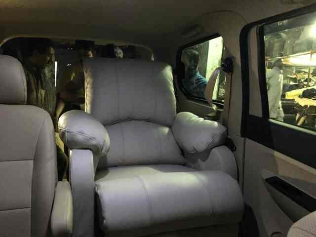 fully automatic functional recliner installed in chevrolet enjoy..can be installed in most of the cars...