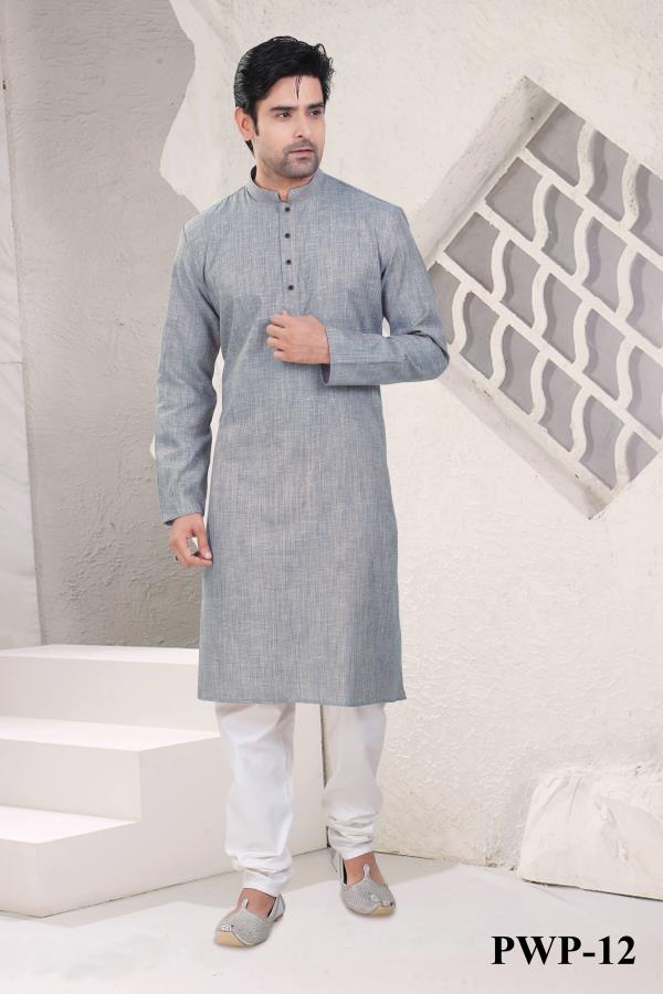 Men's Kurta Pyjama
Men's Kurta Pyjama Pleasurable grey color poly cotton kurta with Chinese collar is simply making it mesmerizing. Paired with white churidar.
http://www.silk-india.com/en/kurta-pajama/758-beige-poly-dupion-readymade-kurta-with-churidar-g15.html