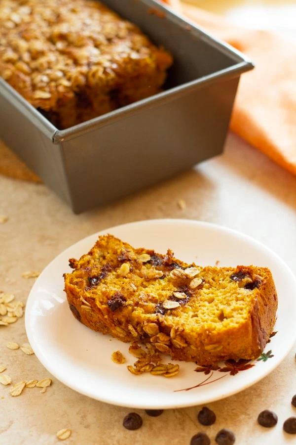 CHOCOLATE CHIP PUMPKIN BREAD WITH OATMEAL STREUSEL
Chocolate Chip pumpkin bread with brown sugar crunchy oatmeal streusel. Happy Tuesday!
Itβs middle of November but I am still baking with pumpkin. I know many Christmas recipes are showing on the internet, but I still canβt forget about pumpkin flavour. Today I made mini pumpkin donuts and they were eaten very quickly. I thought that my children will have some baked goodies for their lunchbox but nothing will be left for tomorrow.
Anyway I baked this chocolate chip pumpkin bread with oatmeal streusel a few days ago. It is moist bread with crunchy and irresistible streusel. Totally delicious. This is the kind of bread that I like. I will be coming back often to this recipe. Maybe I will even buy few pumpkin cans and I can bake this bread in Spring:)
https://i2.wp.com/ilonaspassion.com/wp-content/uploads/2015/11/Chocolate-Chip-Pumpkin-Bread-with-Oatmeal-Streusel-Blog1.jpg