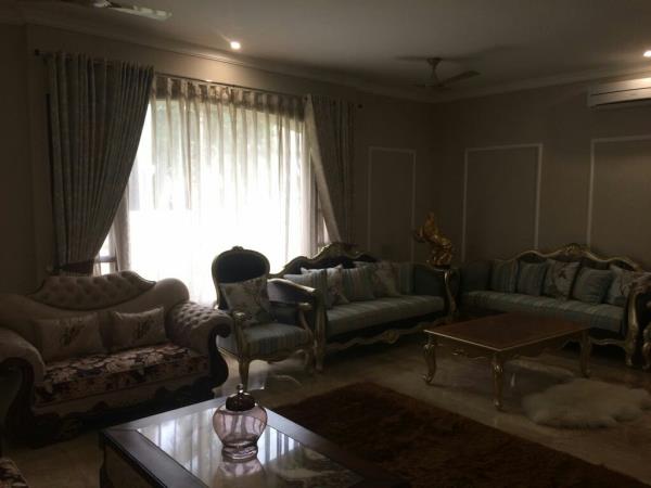 D Decor Exclusive Curtains Enhancing The Beauty Of Living Room D Decor Exclusive Curtains Enhancing The Beauty Of Living Room With Designer Main Nicley Belts Sheer At Back