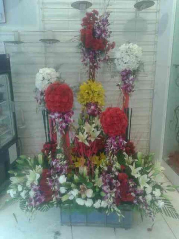 beautiful flower jewellery