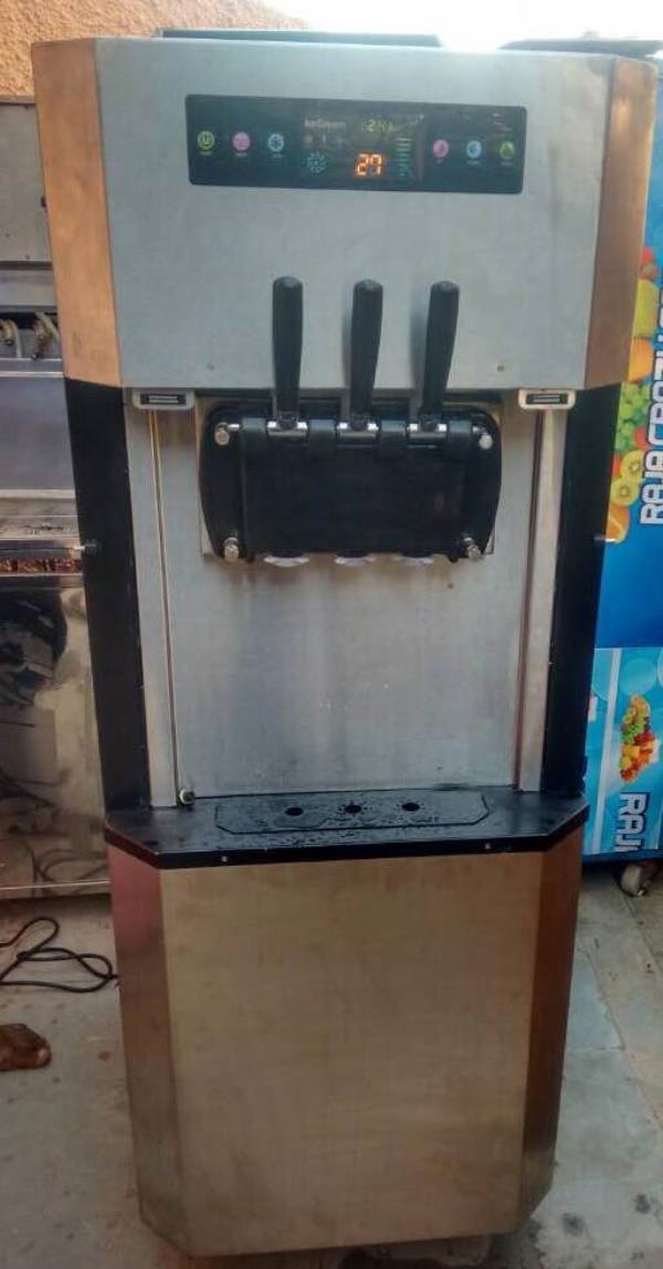 ice cream making machine