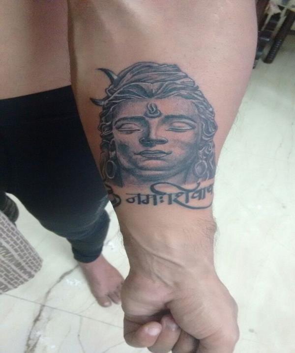 Best tattoos studio in Ghaziabad 
Explor
