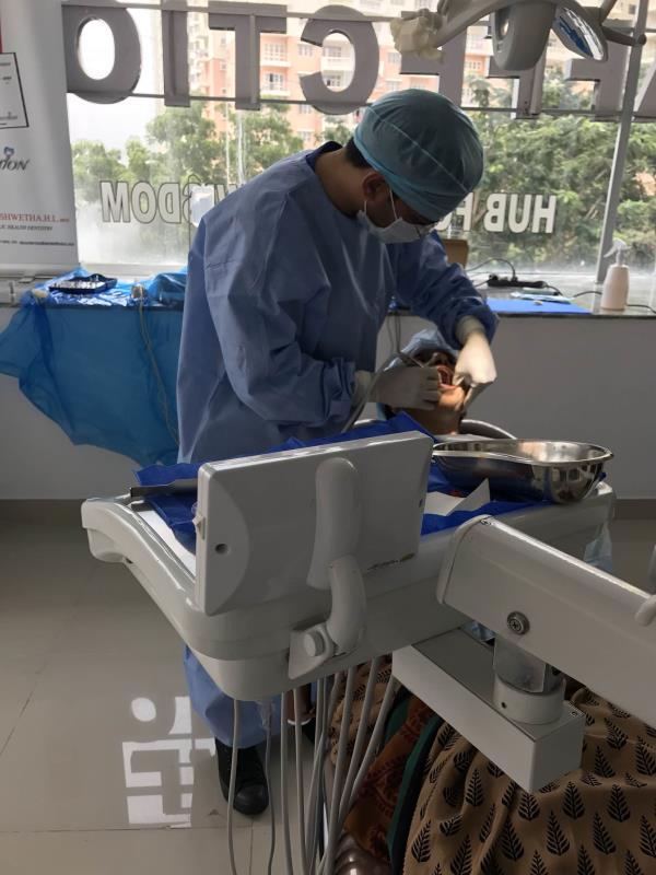 Implant procedure assisted with Radio frequency device , Physiodispenser and Piezoelectric harvesting of an autogenous bone graft @ Dental Affection - Dr Gaurav Patel