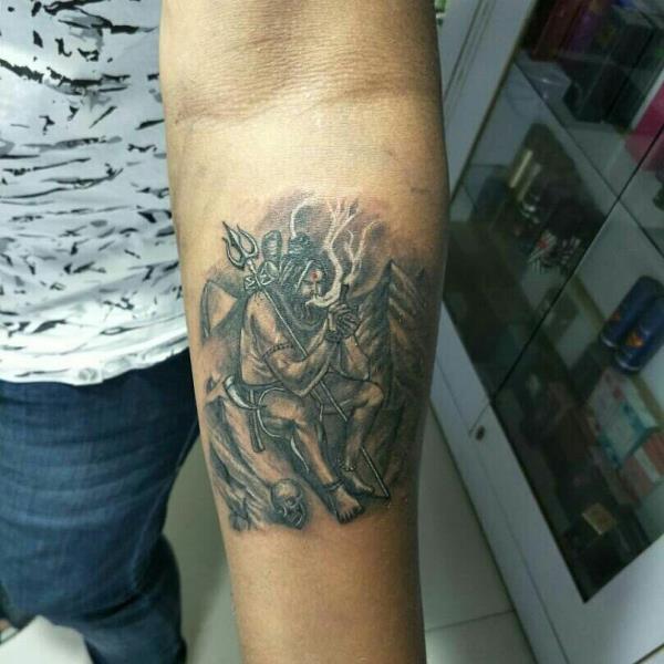 First pic is fresh and second is healed.