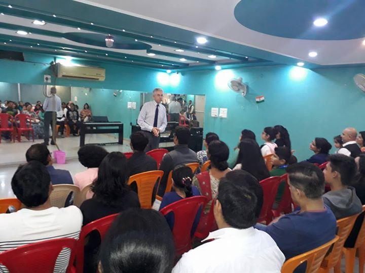 ABRSM Examiner Mr. Peter Flinn with Parents, Teachers and candidates at AIPA.