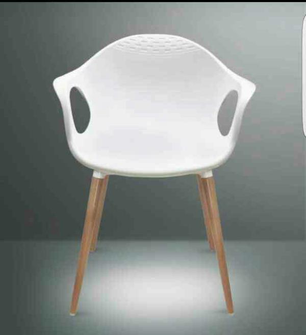 trendy restaurant chair
