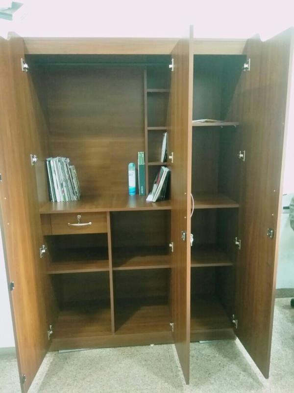 full laminate internal partiti