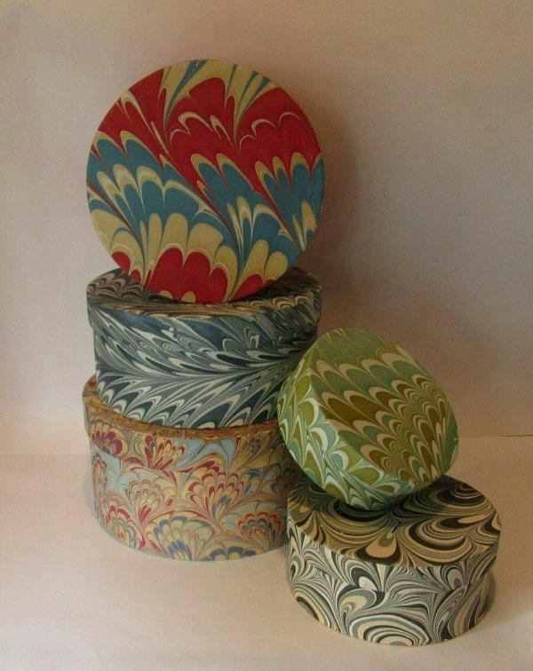 Handmade Paper Gift Boxes are the ones used in Decorations & Storing the Gifts, which are vastly used in Marraige parties & Corporate Events. We take privelege in customising this product for our clients.