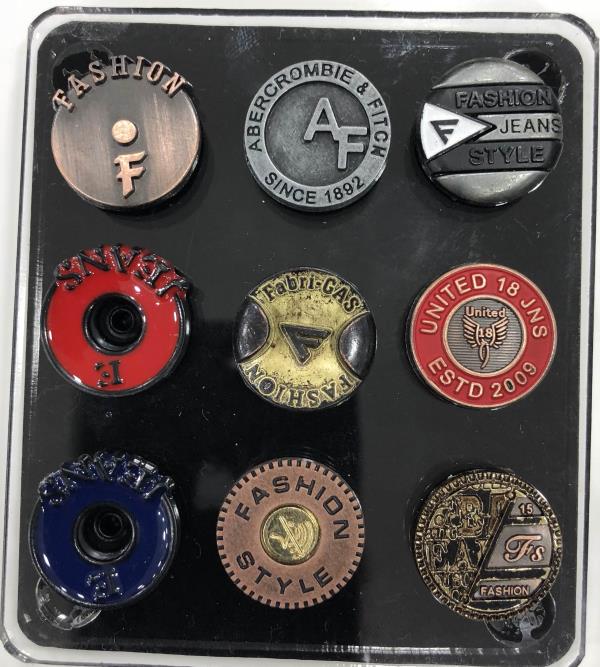 artique metal alloy keychains 
