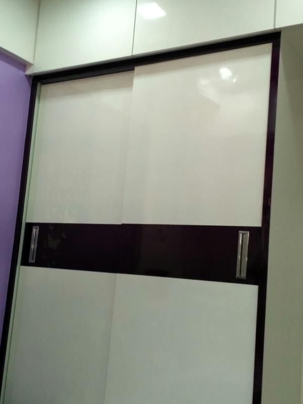 black currant laminate