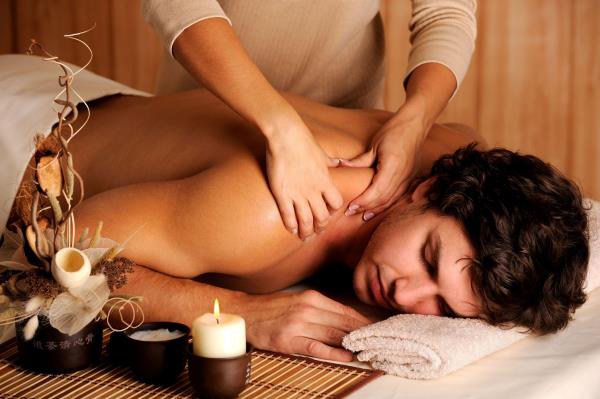 Lomi Lomi is a true relaxing massage tha