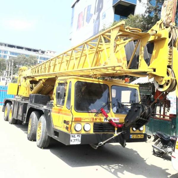 hydras cranes