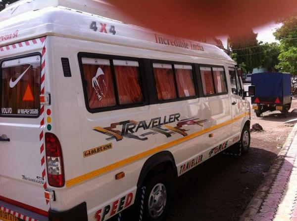 satta seater tempo traveller d