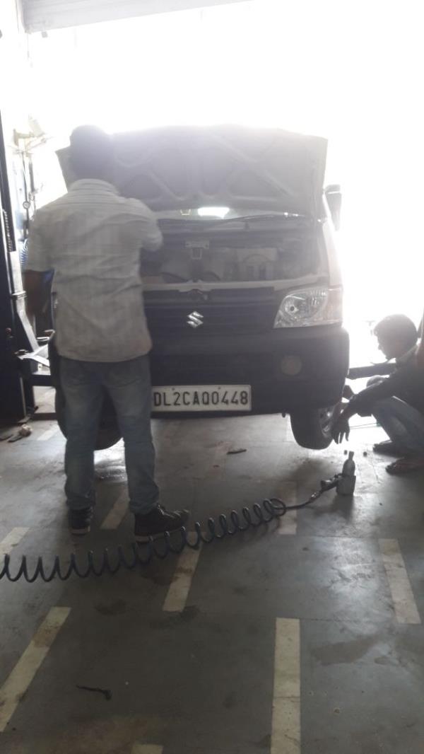 maruti ecco complete car servi