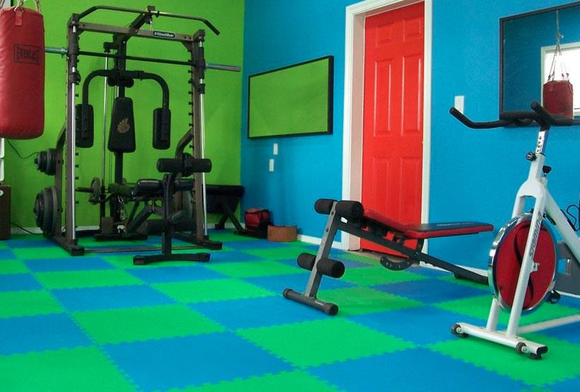 Gym Tiles
The rubber gym tiles can be used not only for gymnasiums but also for yoga rooms, kids play rooms and the likes.
Gym tiles are available in a thickness of 12mm. The extra 2 mm provides additional cushioning. 3 colour options of red, black and green are available to give it an aesthetic appeal.
They look extremely appealing and safe on the joints. Helps in ensuring minimum injury.