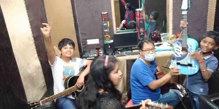 best guitar school