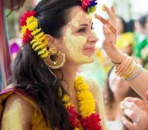 Prebridal  Package @rs 2999only. Gold /D