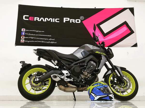 mt09