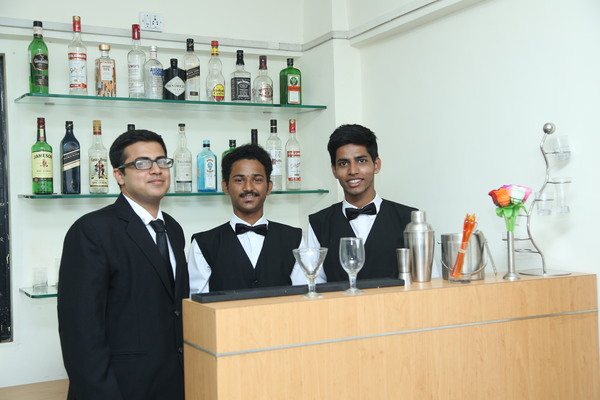 Best Hotel Management Col