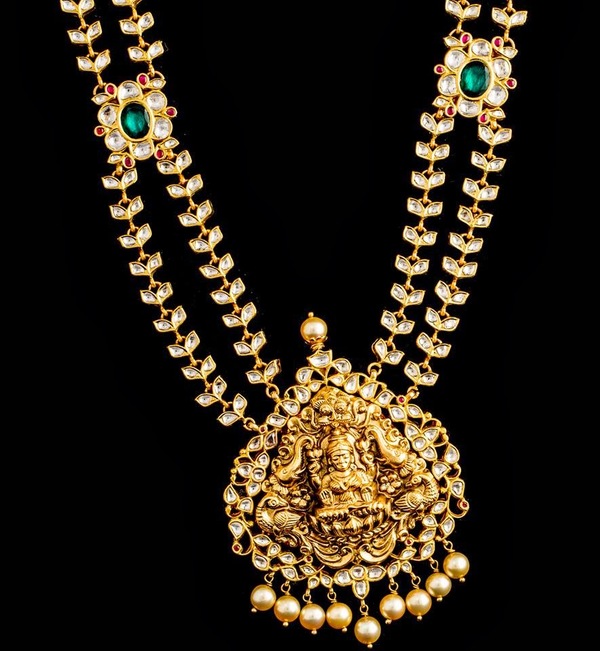 mix traditional charm