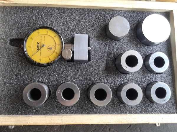 clear analog dial