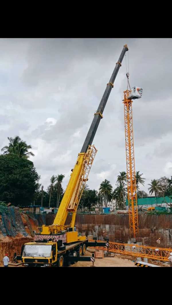 m r crane services provides