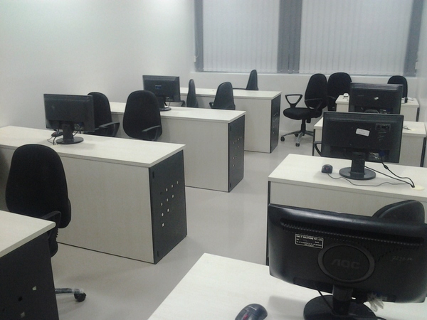 office furniture dealers