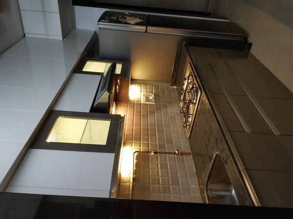 high gloss laminate combiantio