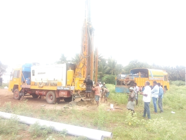 senor borewell service