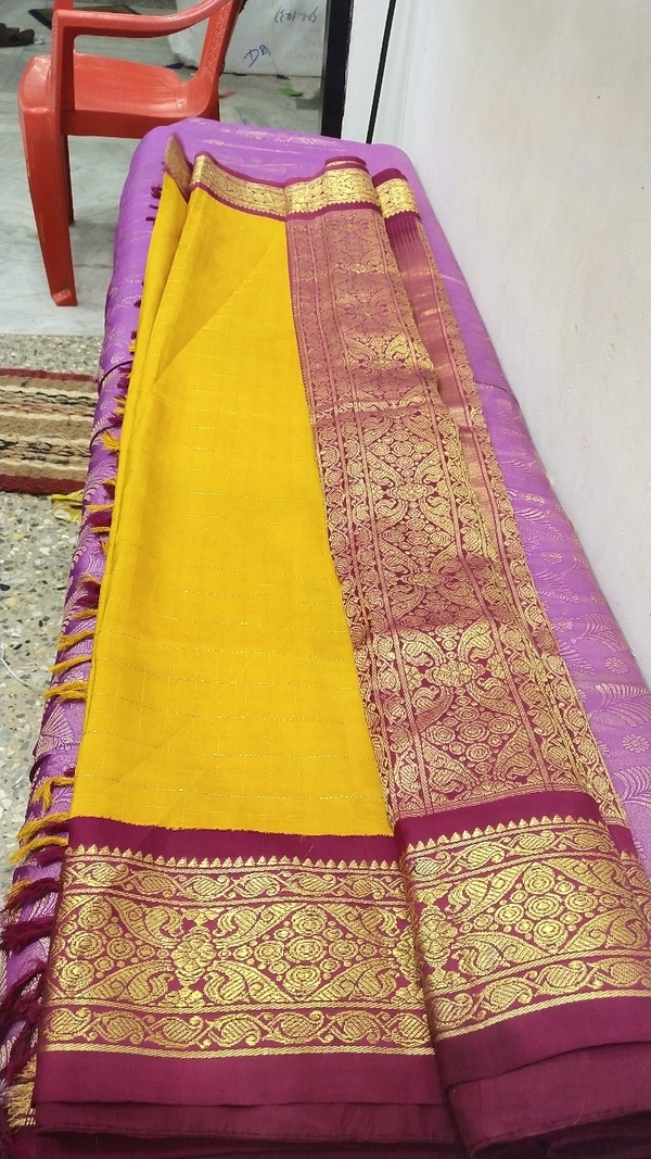 bannaras tissue saree