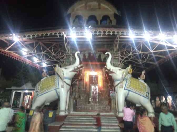 ratnpuri jain temple