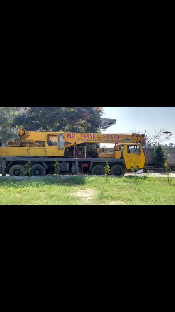 hydraulic telescopic crane 80