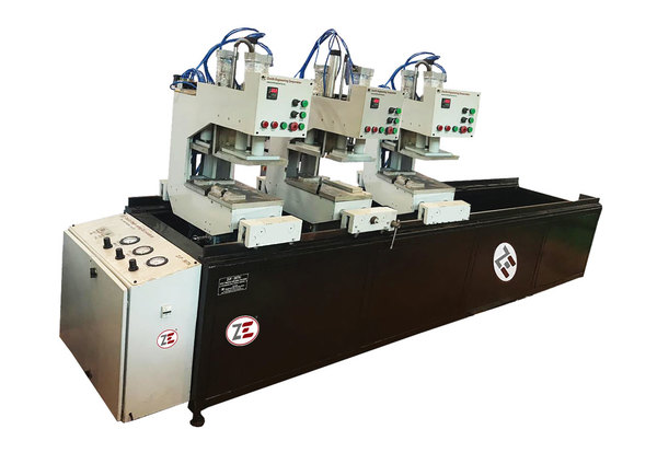 three head upvc welding machin