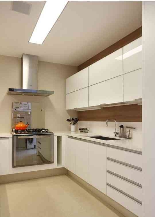 white back painted tuffan glas