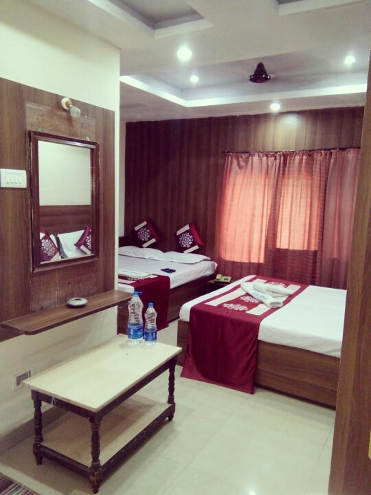 Room's 