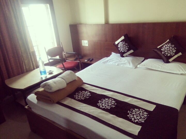 Centrally located and extra pa