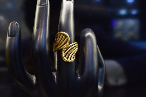 trendy gold ring