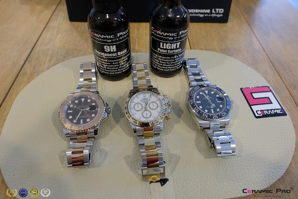 scratch resistant property