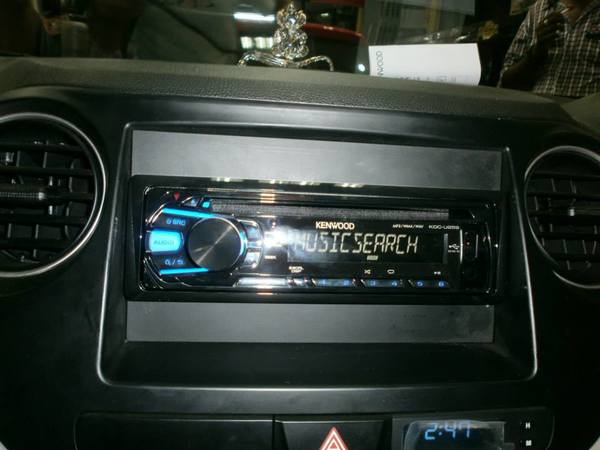 hyundai verna old audio instal