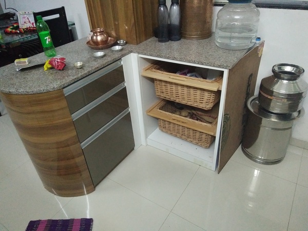 kitchen cabinet dealers