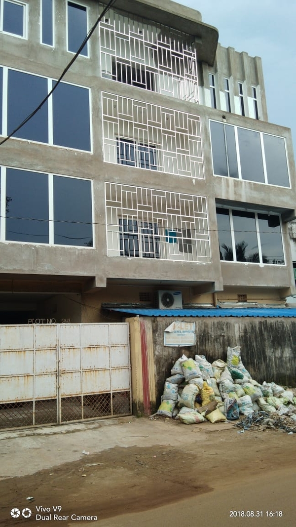 best invisible grille