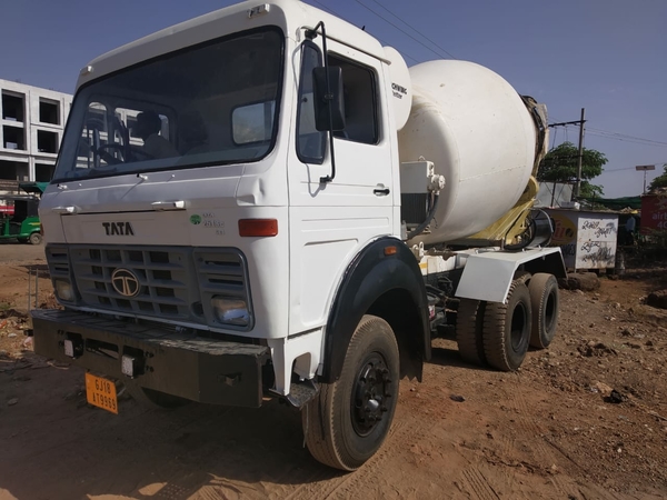 transit mixer hire service
