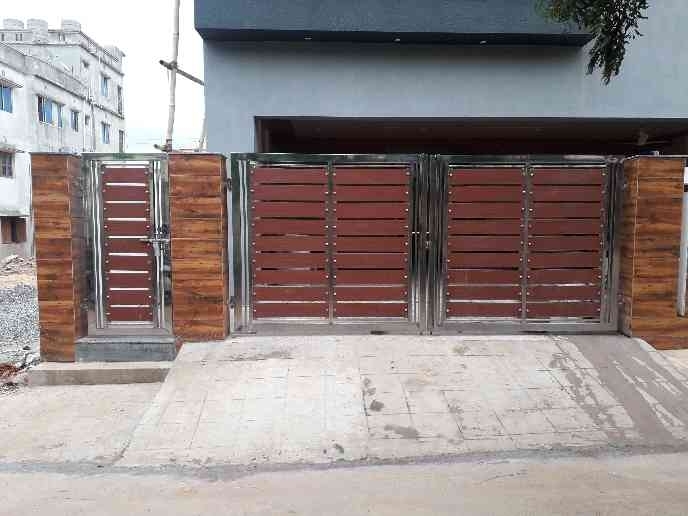 wooden coloured hpl profile