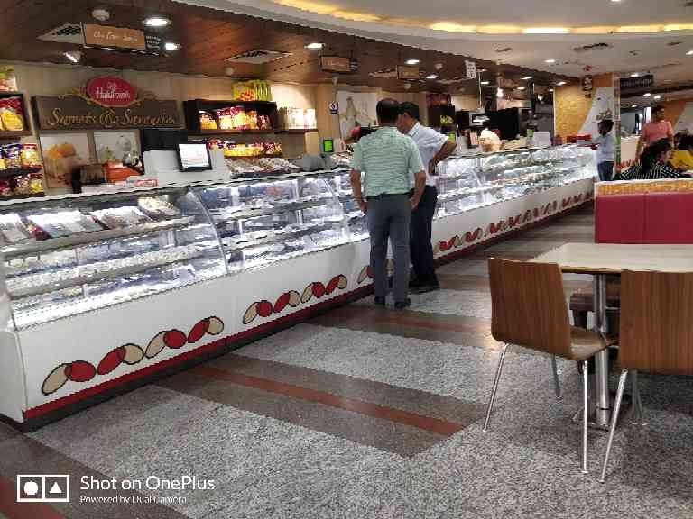 display show case manufacturer