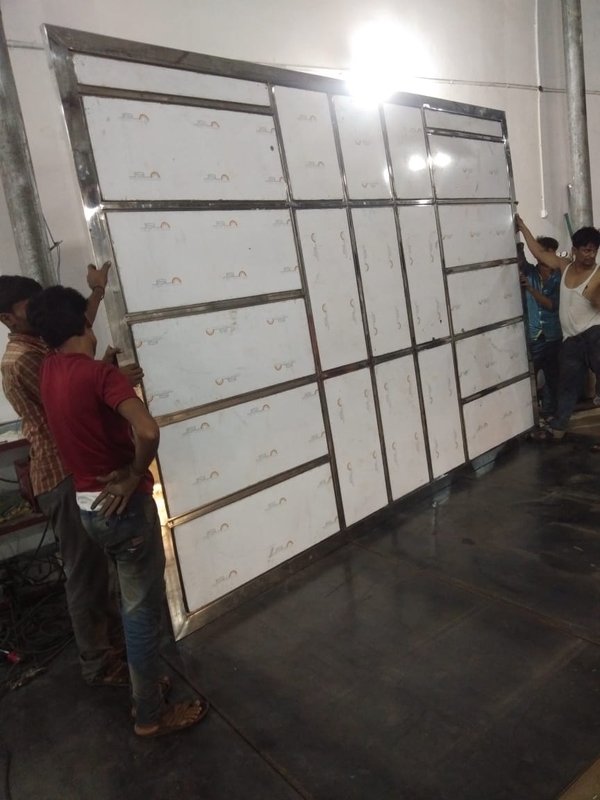steel gate manufacturer