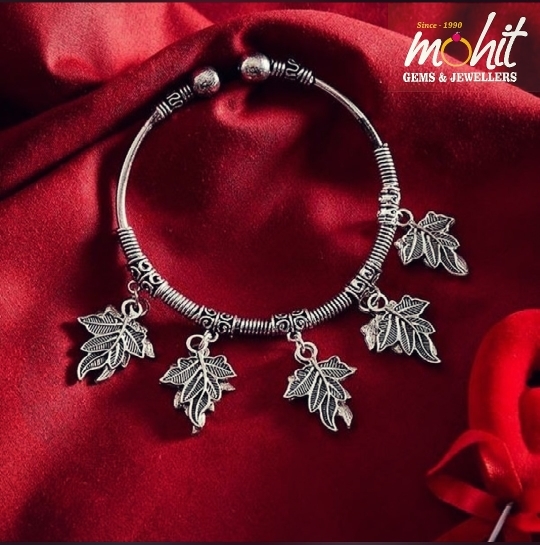 a rudraksha bracelet